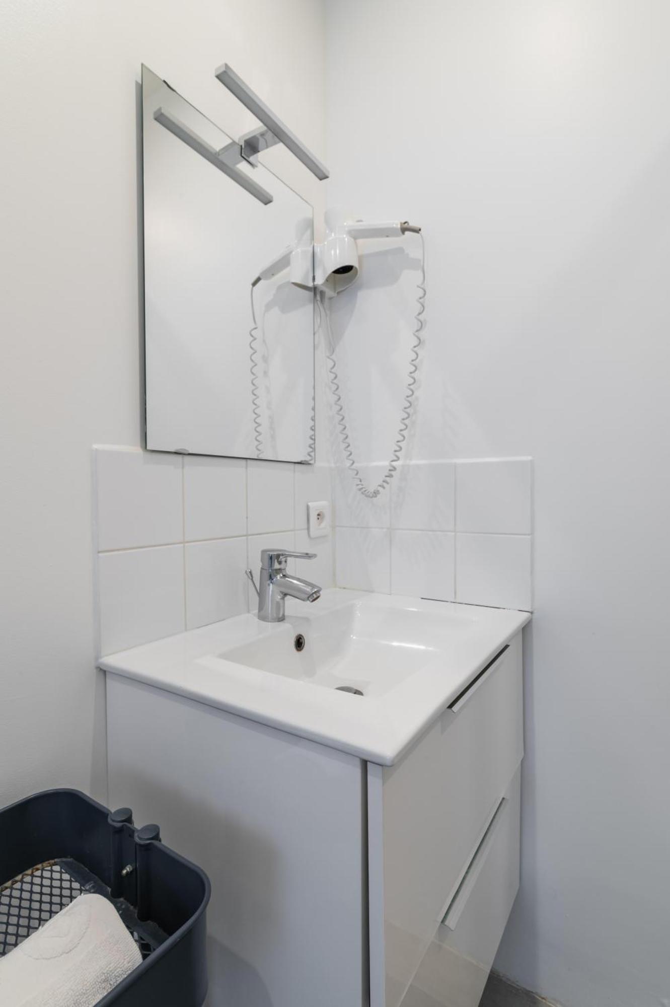 Charmant Appartement Calme Place Du Trocadero - 4P - Flat-Guest Paris Luaran gambar